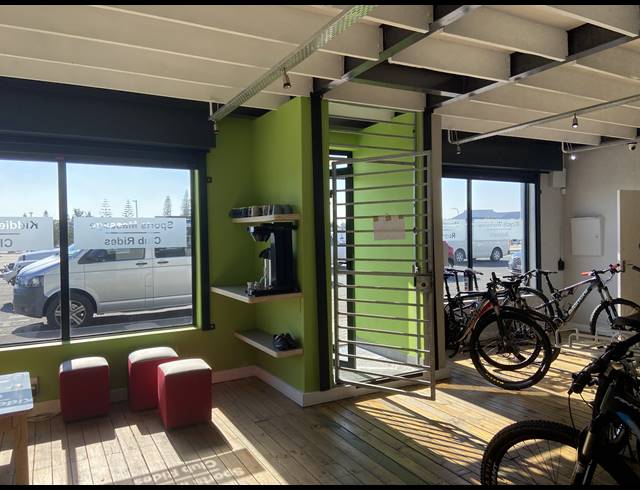 227M² BUSINESS FOR SALE IN TOKAI